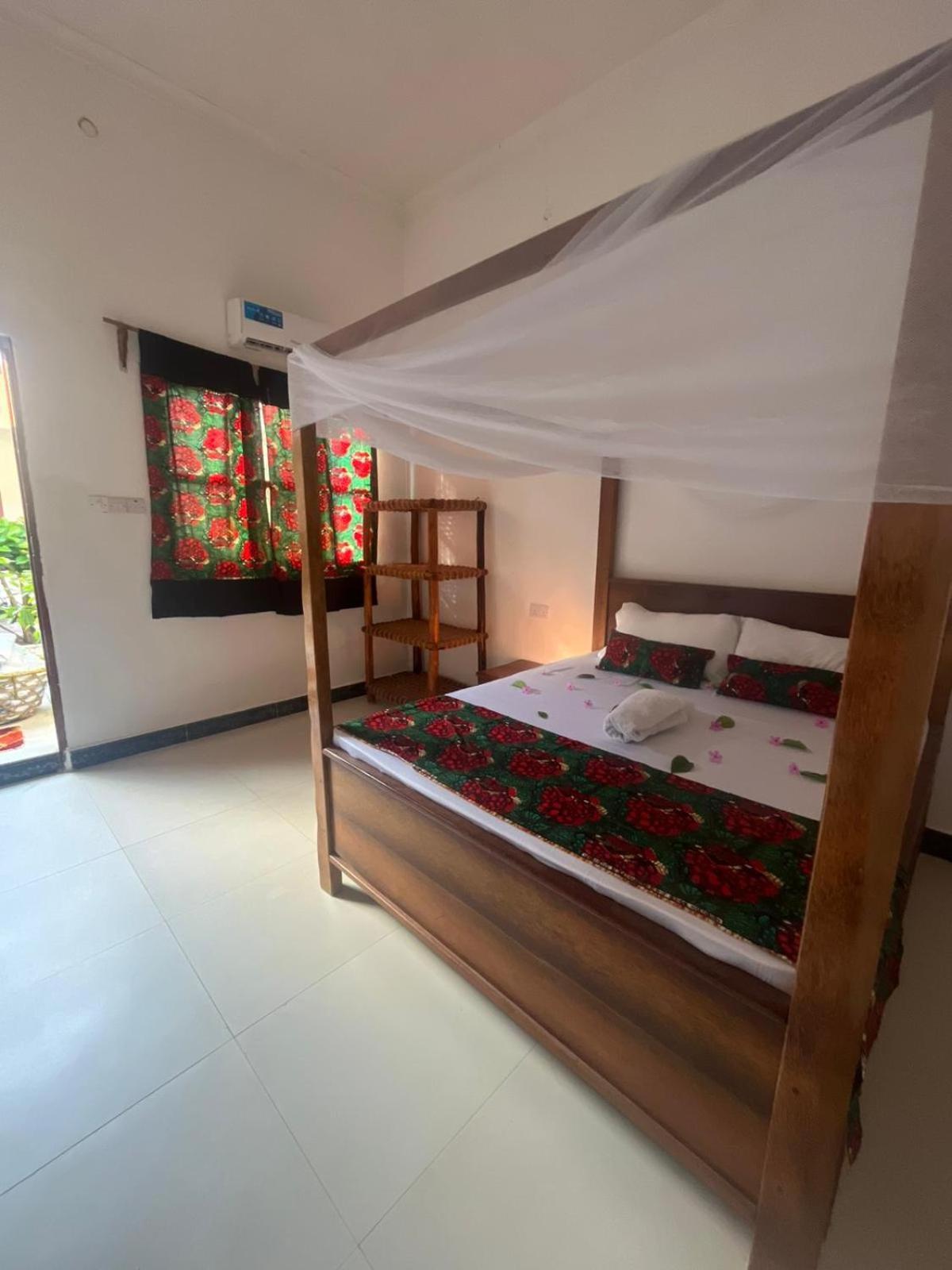 Fish House Nungwi Bed & Breakfast Exterior photo